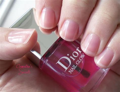 ongles Dior chipped nails